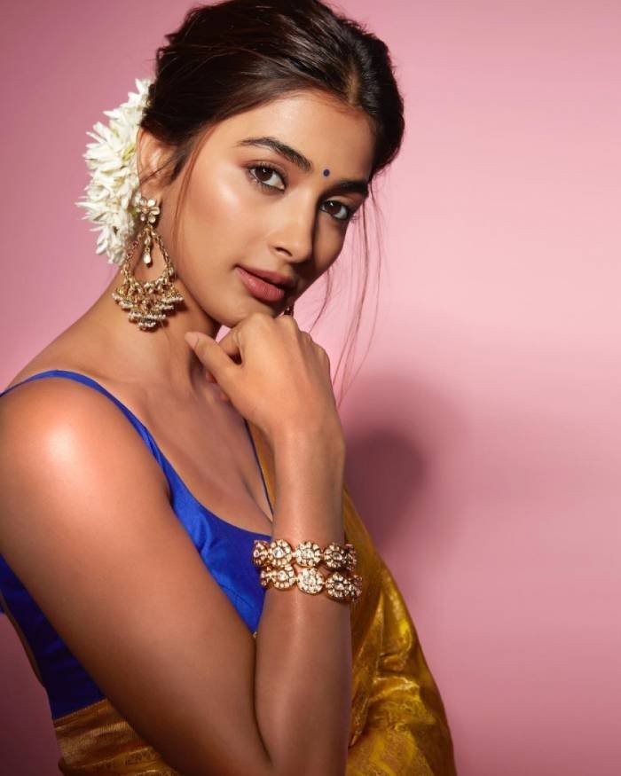 pooja hegde_teluguvox 2